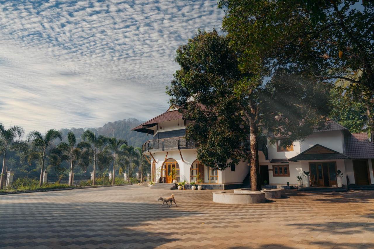 La Cascade Resort Athirappilly Exteriér fotografie